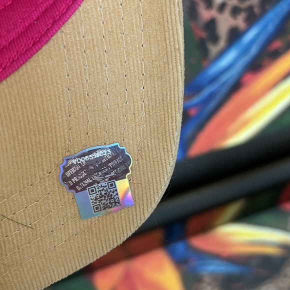 Von Dutch Corduroy w/ Pink Sequin Trucker Hat NWT - Picture 10 of 10